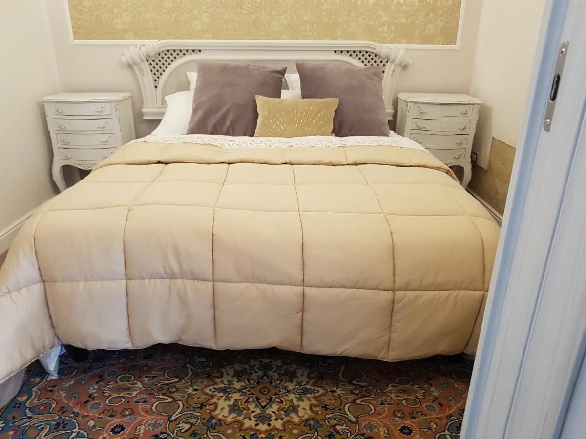 Leodi Bed and Breakfast Λέτσε Εξωτερικό φωτογραφία